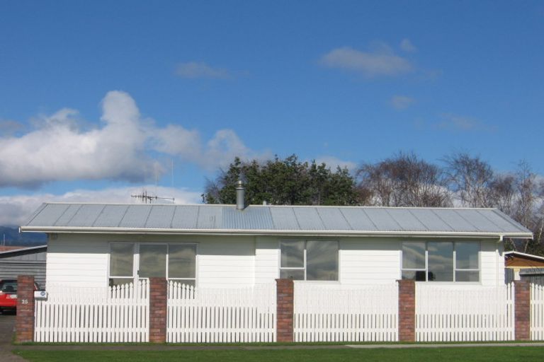 Photo of property in 25 Adkin Avenue, Levin, 5510