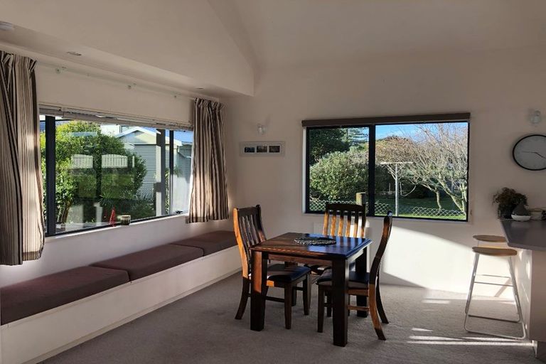 Photo of property in 268a One Tree Point Road, One Tree Point, 0118