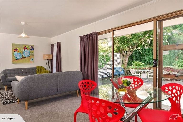 Photo of property in 1/38 Kirrie Avenue, Te Atatu South, Auckland, 0610