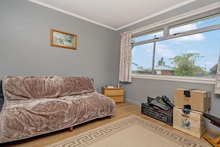 Photo of property in 35 Garvins Road, Hornby, Christchurch, 8042