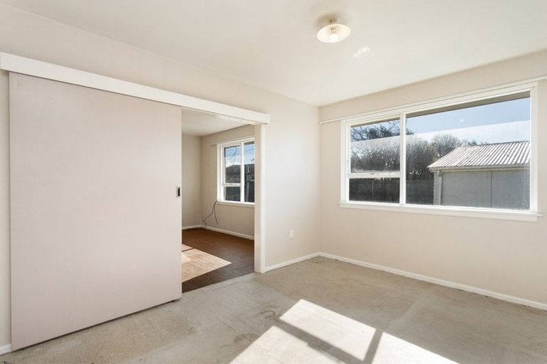 Photo of property in 452a Bower Avenue, Parklands, Christchurch, 8083