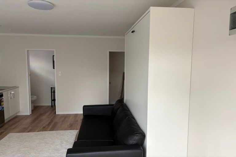 Photo of property in 1/35 Vivian Wilson Drive, Eastern Beach, Auckland, 2012
