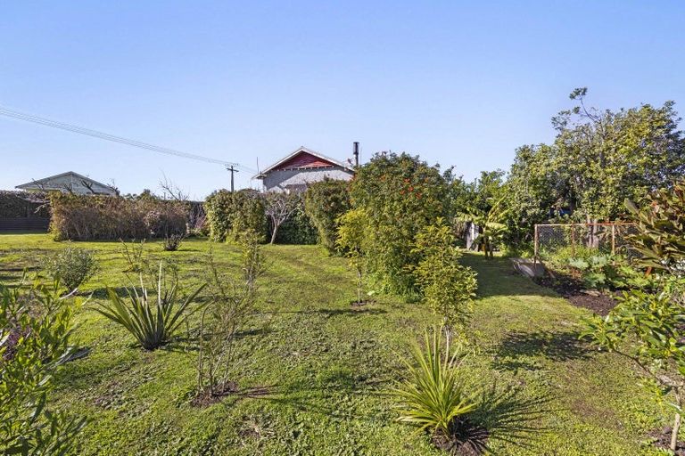 Photo of property in 21 Egmont Street, Patea, 4520