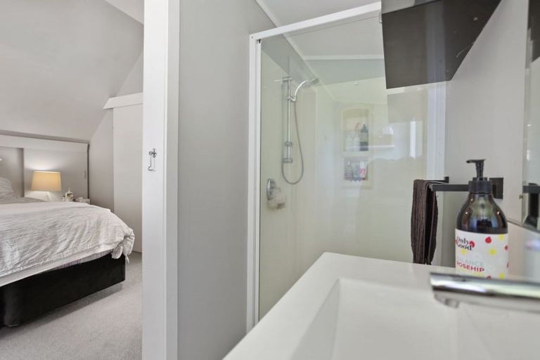 Photo of property in 1 Mount Avenue, Pauanui, Hikuai, 3579