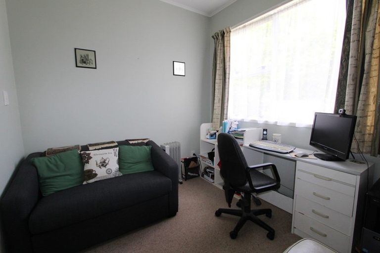 Photo of property in 2 Davidson Crescent, Pahiatua, 4910