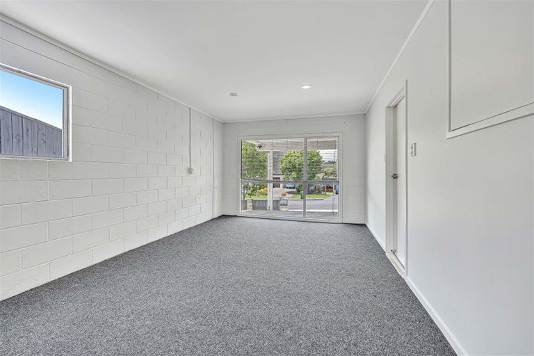 Photo of property in 4 Bacot Place, Howick, Auckland, 2014