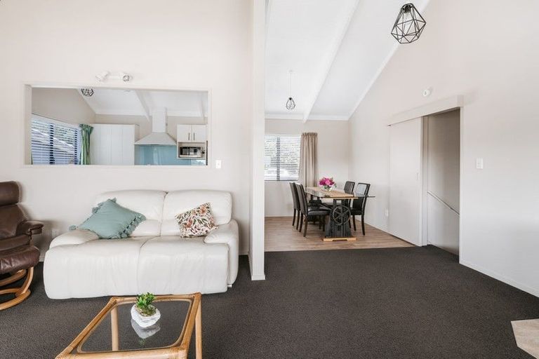 Photo of property in 327 Waihi Road, Judea, Tauranga, 3110