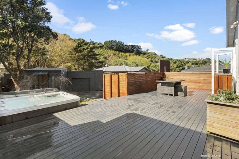 Photo of property in 86 Happy Valley Road, Owhiro Bay, Wellington, 6023