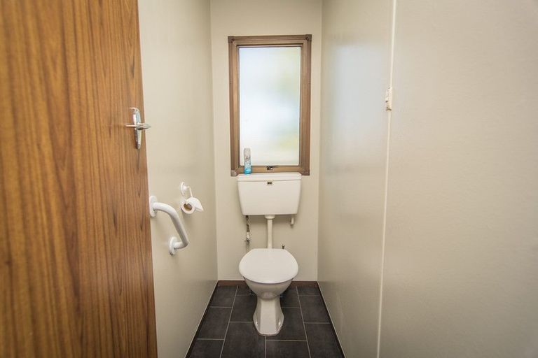 Photo of property in 3/28 Avenue Road, West End, Timaru, 7910