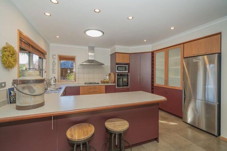 Photo of property in 73 Cholmondeley Crescent, Whitianga, 3510