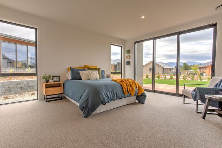 Photo of property in 14 Campbell Road, Wanaka, 9305