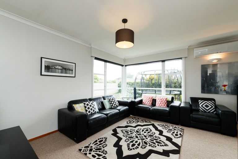 Photo of property in 68 Pitama Road, Awapuni, Palmerston North, 4412