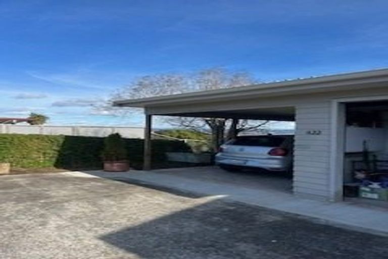 Photo of property in 422 Otumoetai Road, Otumoetai, Tauranga, 3110