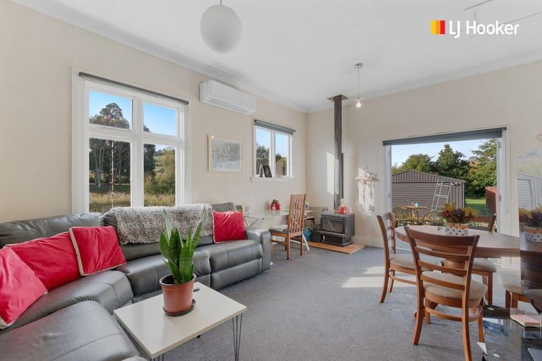 Photo of property in 282 Main South Road, Green Island, Dunedin, 9018