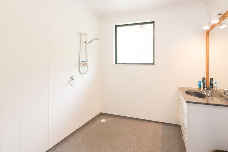 Photo of property in 3 Ruataniwha Place, Okiwi Bay, French Pass, 7193