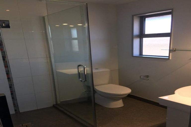 Photo of property in 10 Henley Close, Rolleston, 7614