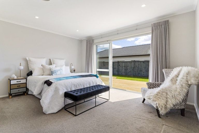 Photo of property in 3 Kuawa Drive, Kumeu, 0810