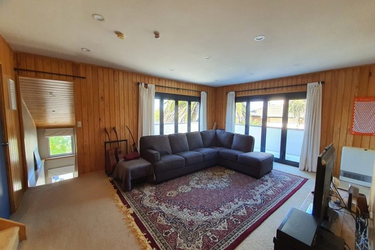 Photo of property in 28 Hollinger Place, Nawton, Hamilton, 3200