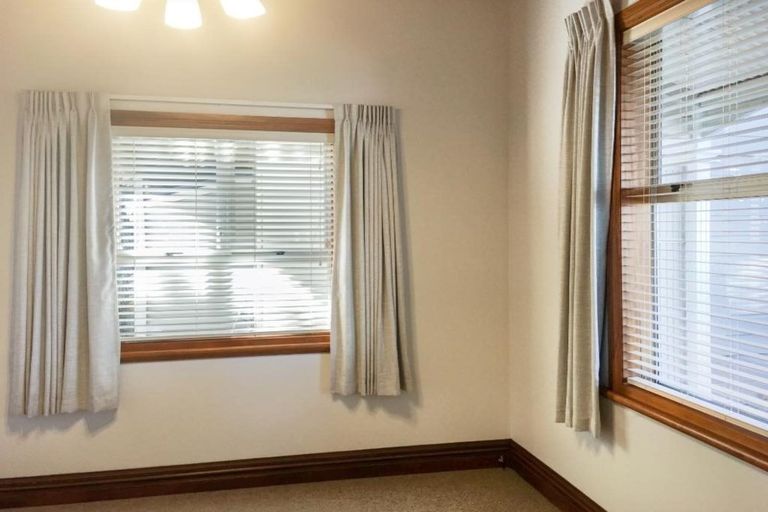 Photo of property in 653 Marine Parade, Napier South, Napier, 4110