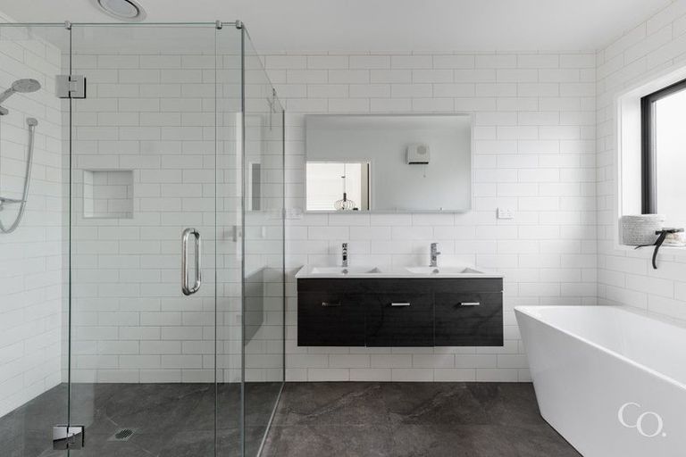 Photo of property in 17 Mida Close, Papamoa Beach, Papamoa, 3118