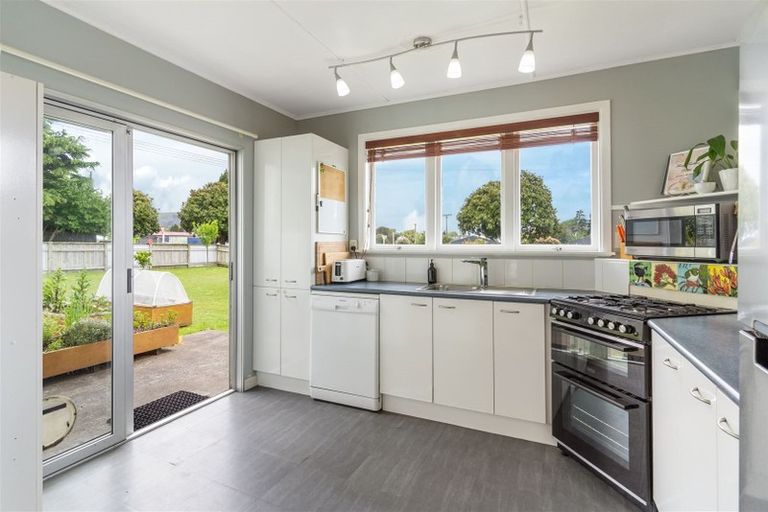 Photo of property in 28 Victoria Street, Waihi, 3610