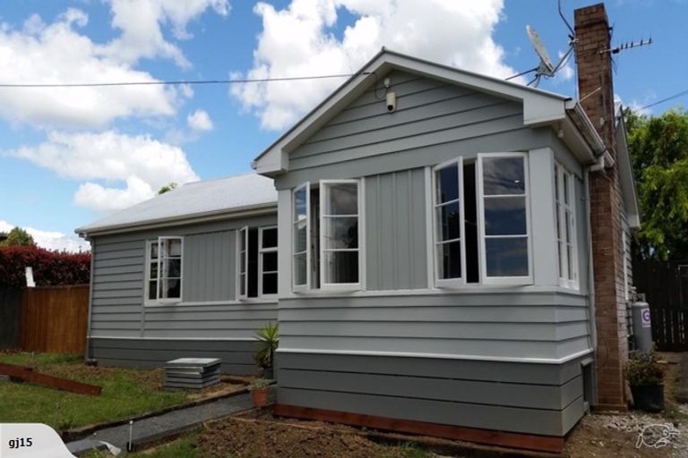 Photo of property in 9 Buchanan Road, Kingseat, Papakura, 2580