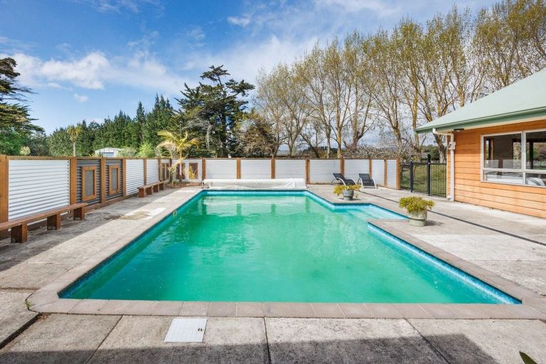 Photo of property in 440 Stoney Creek Road, Kelvin Grove, Palmerston North, 4470
