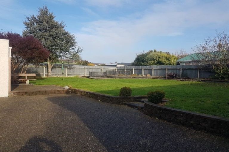 Photo of property in 13 Pine Crescent, Hargest, Invercargill, 9810
