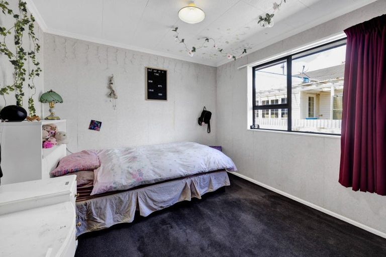 Photo of property in 20 Disraeli Street, Hawera, 4610