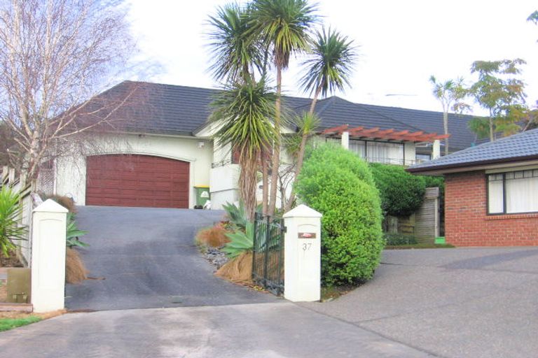 Photo of property in 37 Tralee Terrace, Dannemora, Auckland, 2016