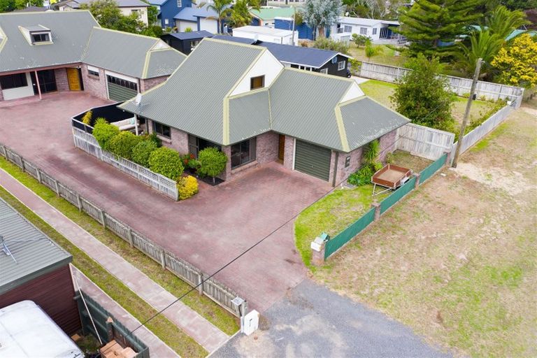 Photo of property in 212a Sylvia Road, Whangamata, 3620