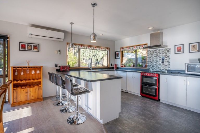 Photo of property in 40 Onuku Road, Akaroa, 7520