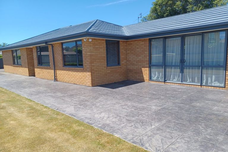 Photo of property in 12a Prossers Road, Saint Martins, Christchurch, 8022