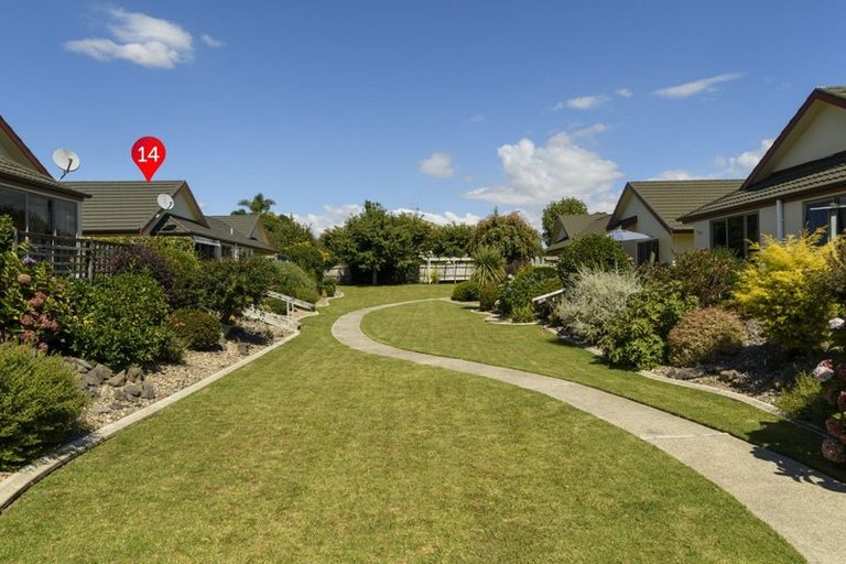 Photo of property in Orange Grove Village, 14/22 Pyes Pa Road, Pyes Pa, Tauranga, 3112