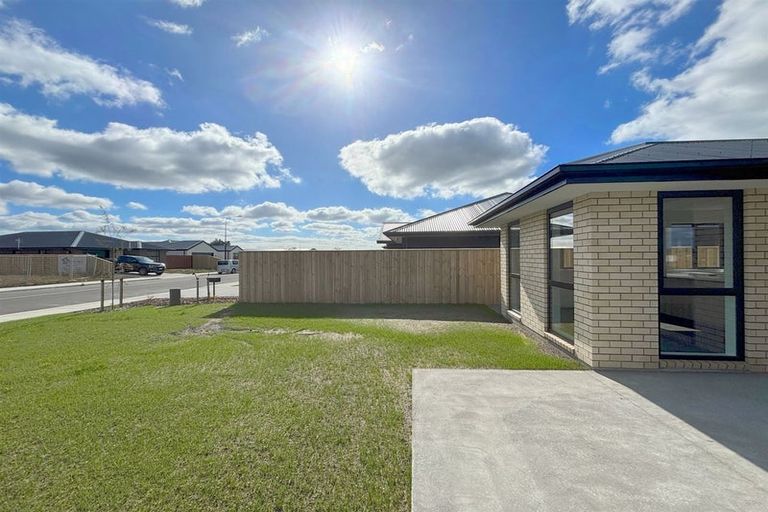 Photo of property in 30 Stackwood Avenue, Woodend, 7691