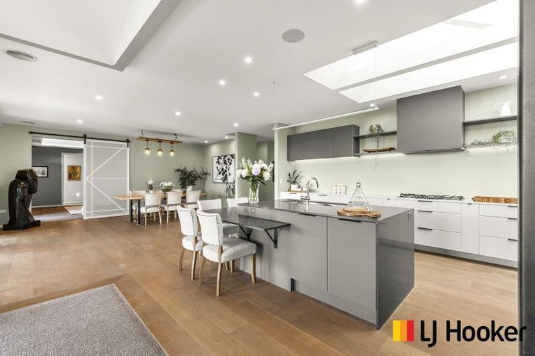 Photo of property in 19 William Andrew Road, Pukekohe, 2120