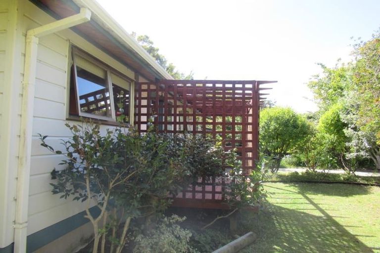 Photo of property in 8 Park Avenue, Waikanae, 5036
