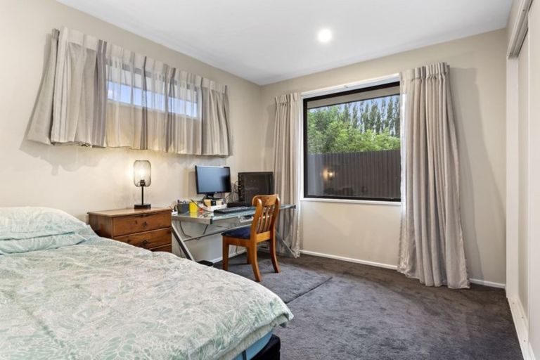 Photo of property in 31a Darroch Street, Belfast, Christchurch, 8051