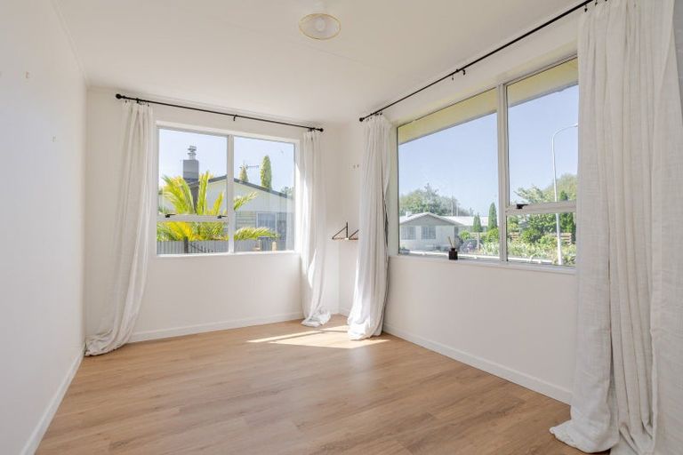 Photo of property in 15 Runciman Place, Dannevirke, 4930