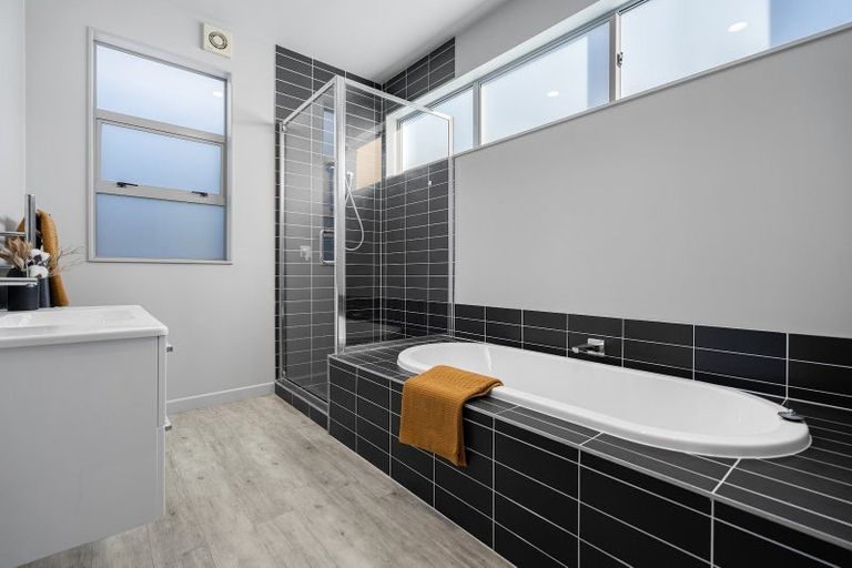 Photo of property in 118 Edgecumbe Road, Tauranga South, Tauranga, 3112