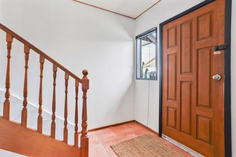 Photo of property in 2 Ebert Place, Rangiora, 7400