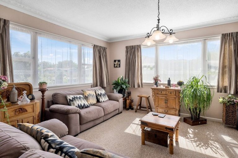 Photo of property in 74 Sunset Road, Mangakakahi, Rotorua, 3015