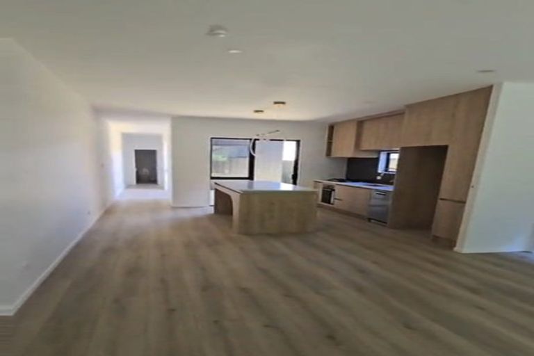 Photo of property in 33a Burberry Road, Karaka, Papakura, 2578