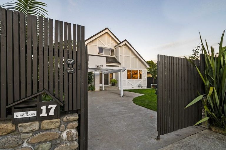 Photo of property in 17 Phoenix Avenue, Hokowhitu, Palmerston North, 4410