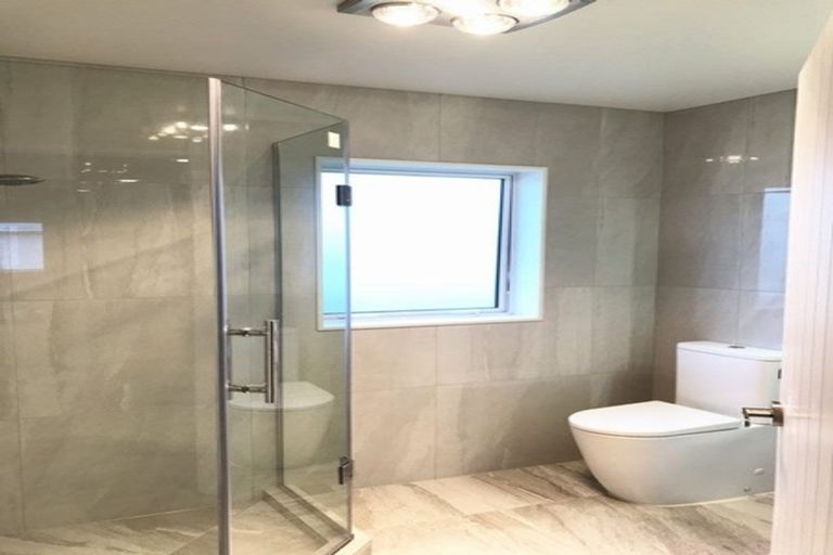 Photo of property in 32 Hikuawa Road, Flat Bush, Auckland, 2019