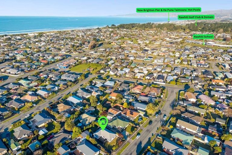 Photo of property in 61 Pegasus Avenue, North New Brighton, Christchurch, 8083