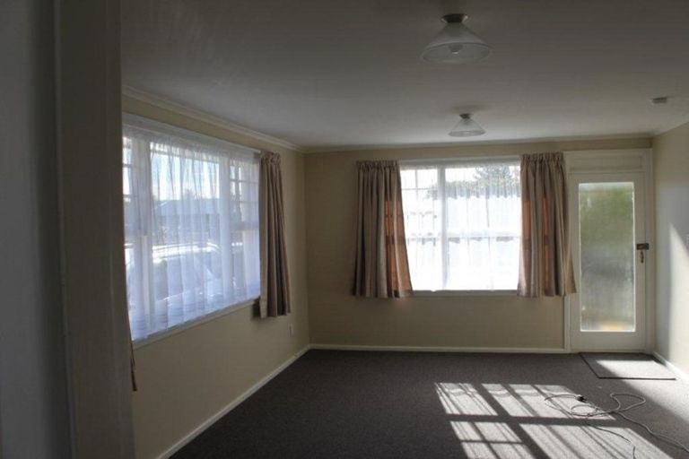 Photo of property in 19 Siddal Place, Richmond, Christchurch, 8013
