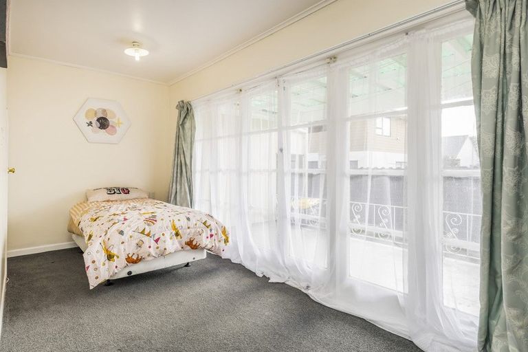 Photo of property in 1/5 Beihlers Road, Weymouth, Auckland, 2103