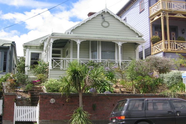 Photo of property in 13 Honiana Te Puni Street, Aro Valley, Wellington, 6021