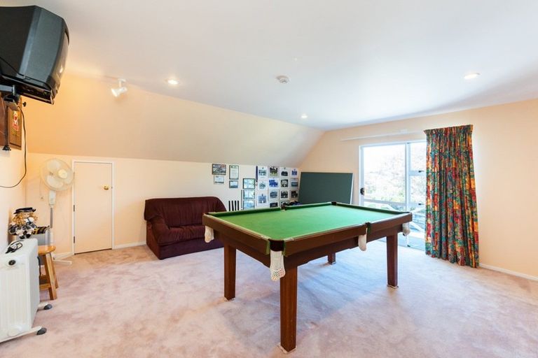 Photo of property in 22 Hanmer Place, Highbury, Palmerston North, 4412